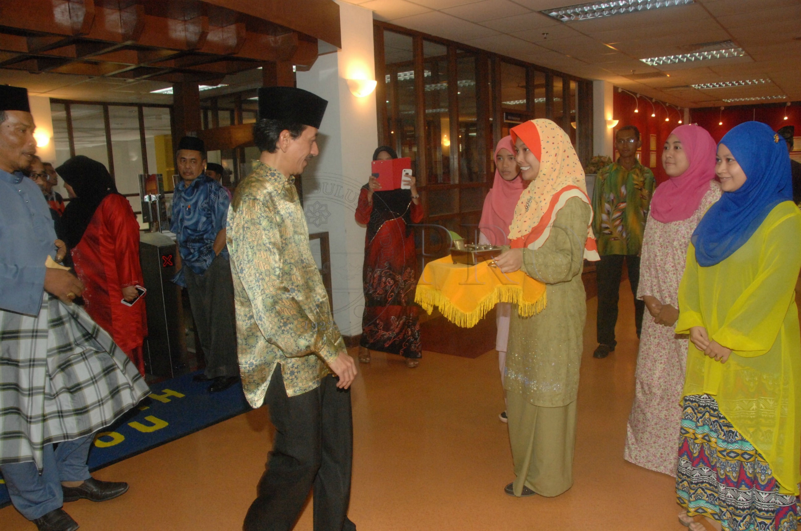 PRO 14 33 WACANA FBA 0060